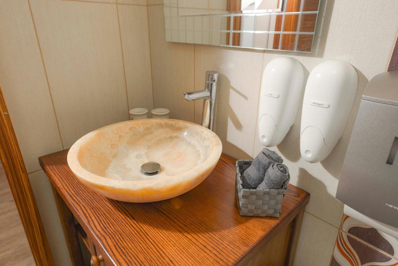 アパートメンツ リクリ ブレッド エクステリア 写真